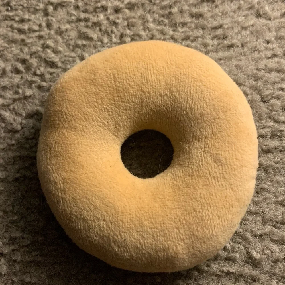 6 piece donut cat toys